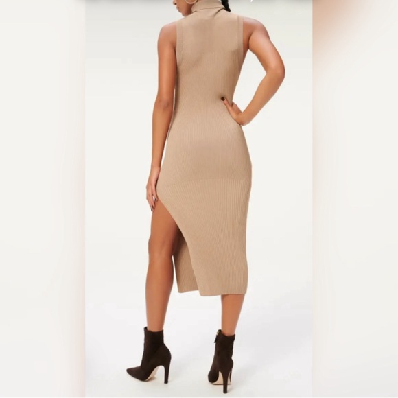 Good American Plaited Rib Midi Dress - Picture 2 of 16